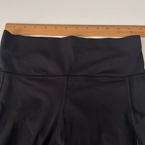 Lululemon Pace Perfect Black Side and Back Pockets 17 inch Crop Pants Size 6 - Picture 11 of 16